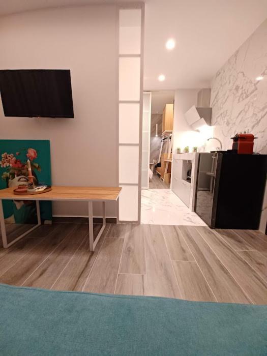 Sroom Apartment Missolonghi ภายนอก รูปภาพ